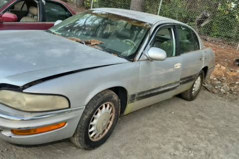 Photo of 1999 Buick Park Avenue