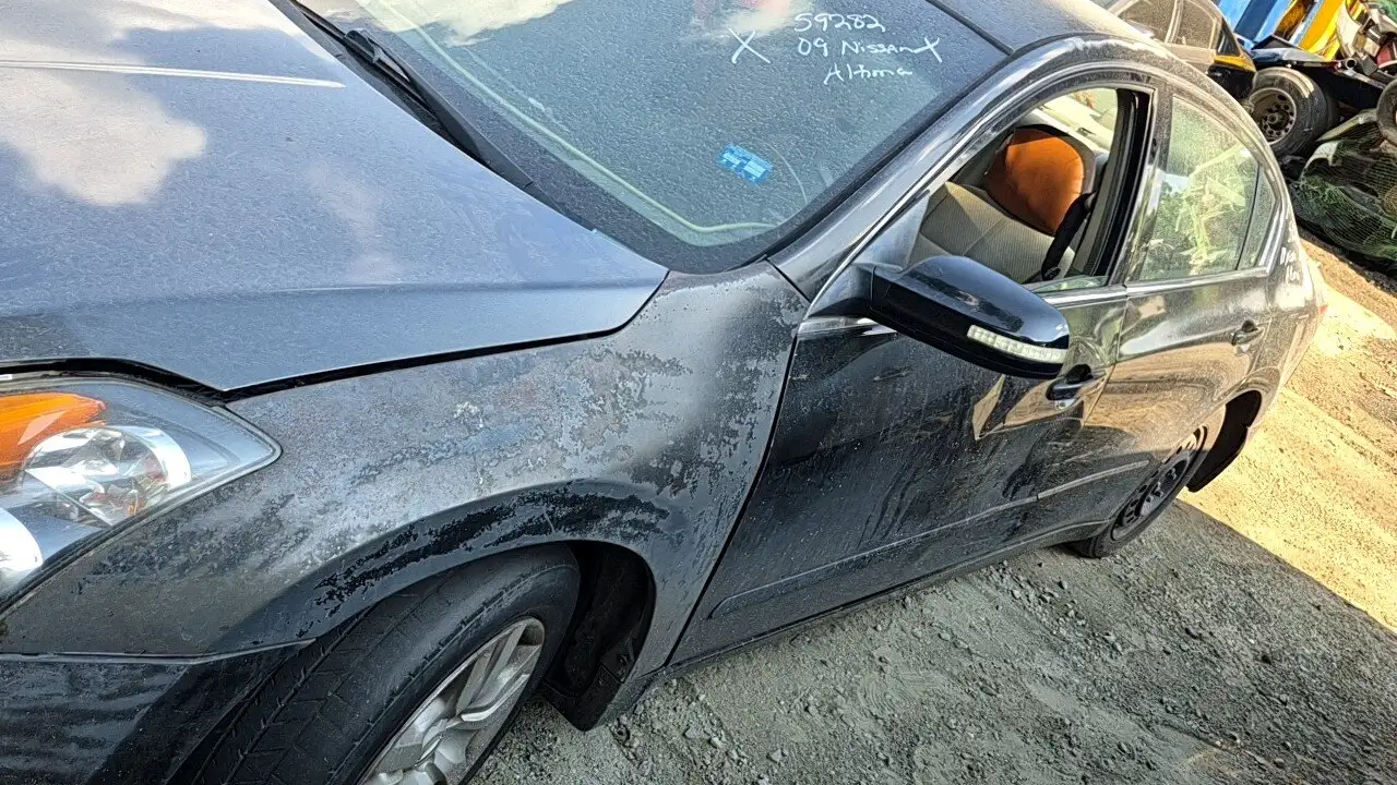 Photo of 2009 Nissan Altima