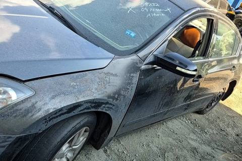 Photo of 2009 Nissan Altima