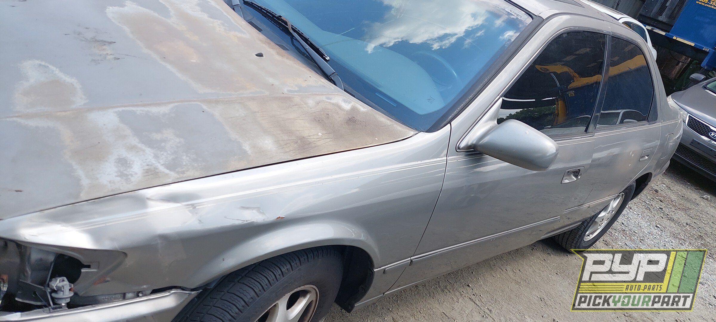 Photo of 1998 Toyota Camry
