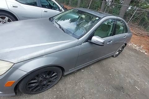 Photo of 2010 Mercedes-Benz C300