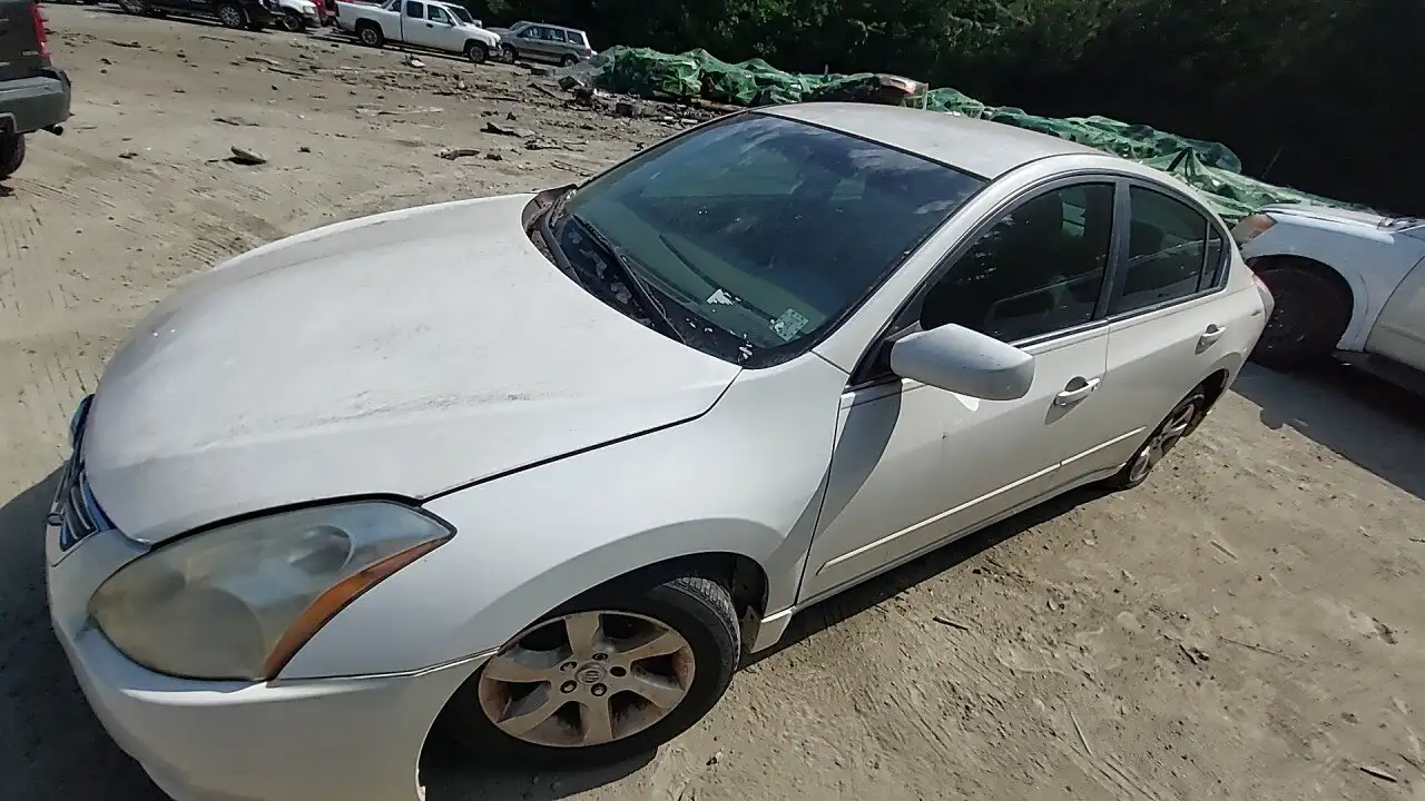 Photo of 2012 Nissan Altima