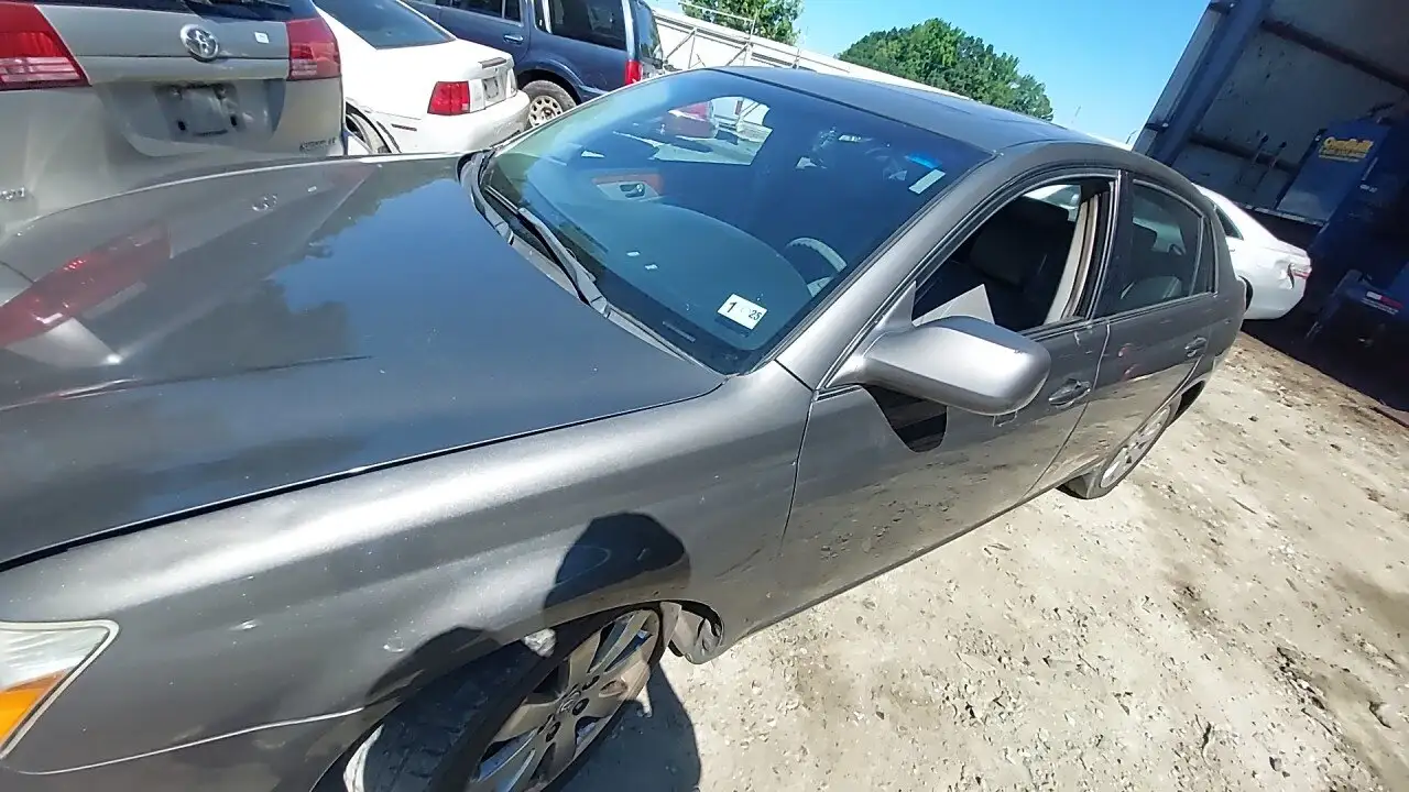 Photo of 2006 Toyota Avalon