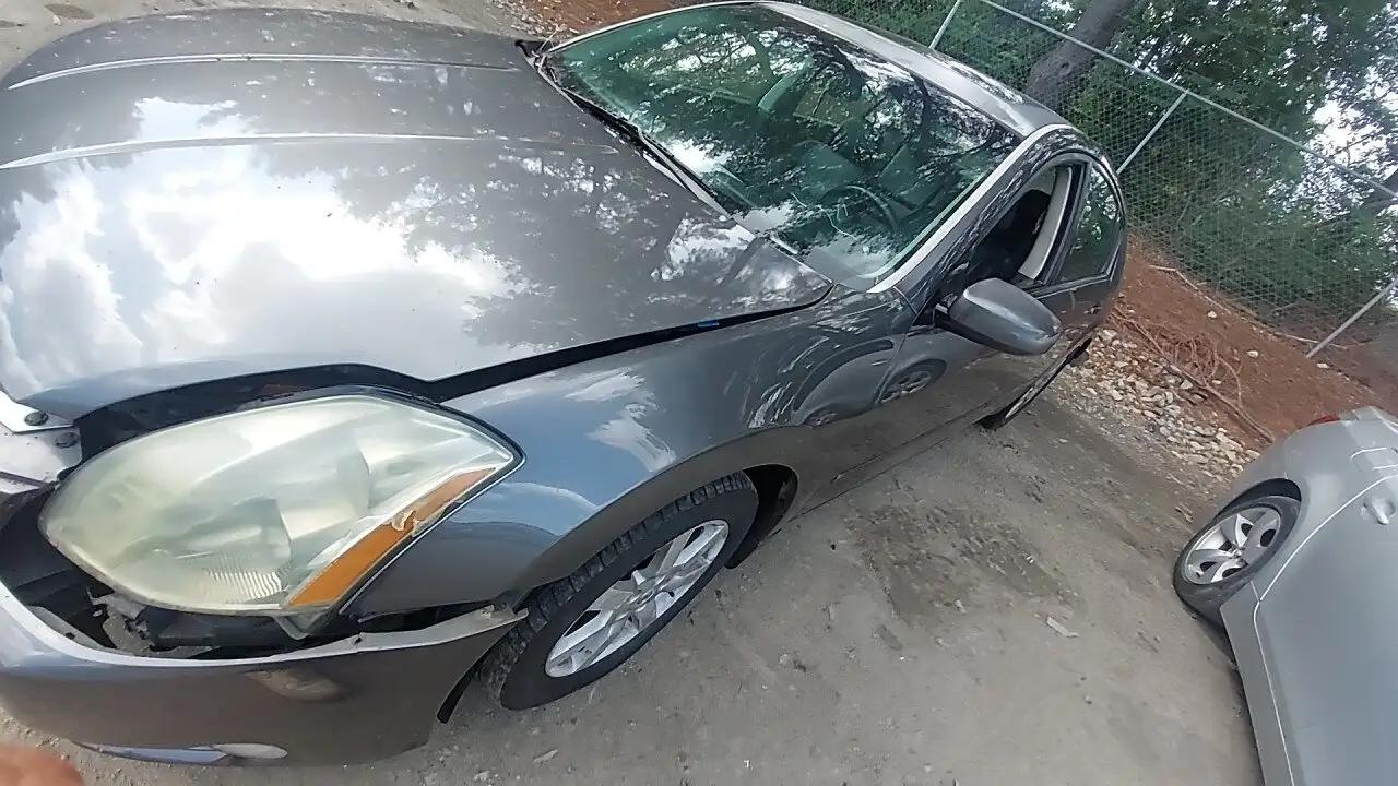 Photo of 2004 Nissan Maxima
