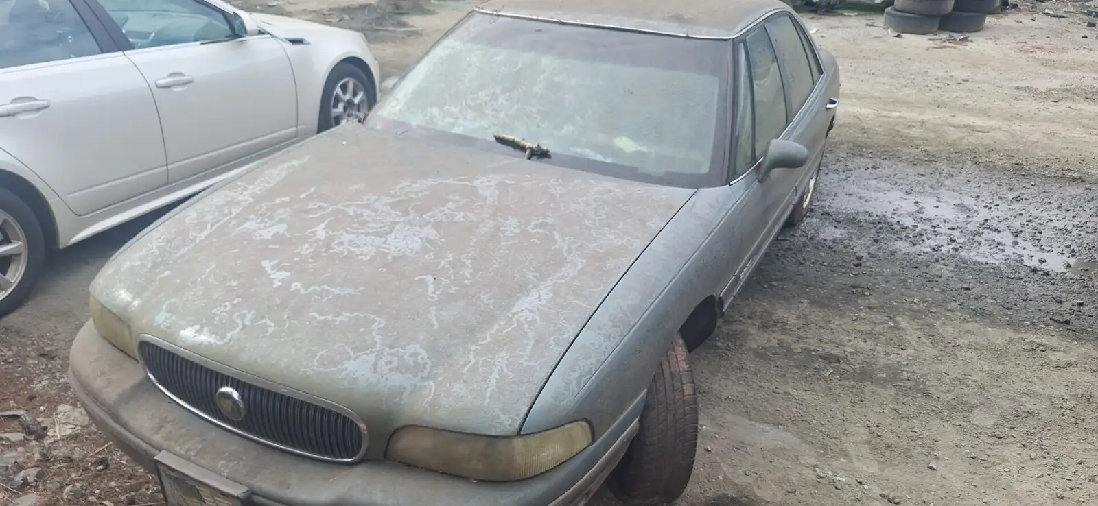 Photo of 1998 Buick Lesabre