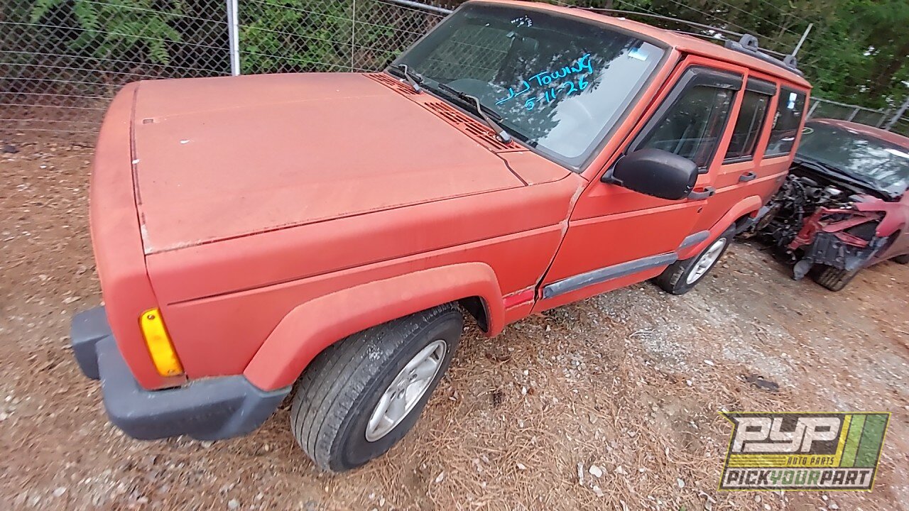 Photo of 2001 Jeep Cherokee