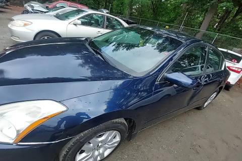 Photo of 2010 Nissan Altima