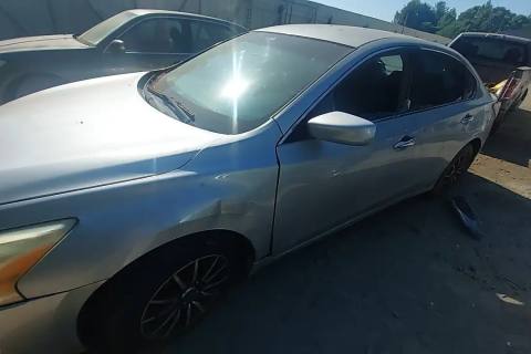 Photo of 2013 Nissan Altima