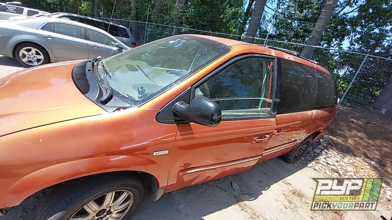 Photo of 2006 Chrysler Town & Country