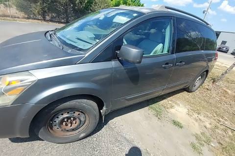 Photo of 2005 Nissan Quest