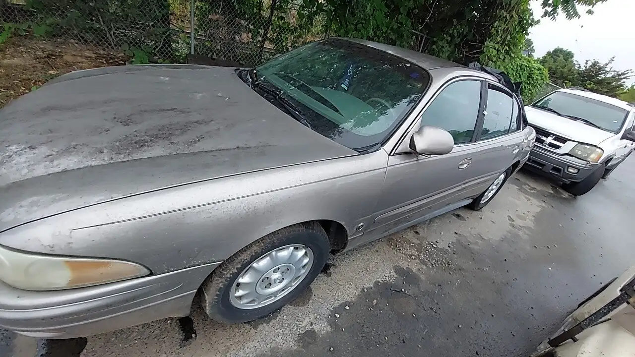 Photo of 2002 Buick Lesabre