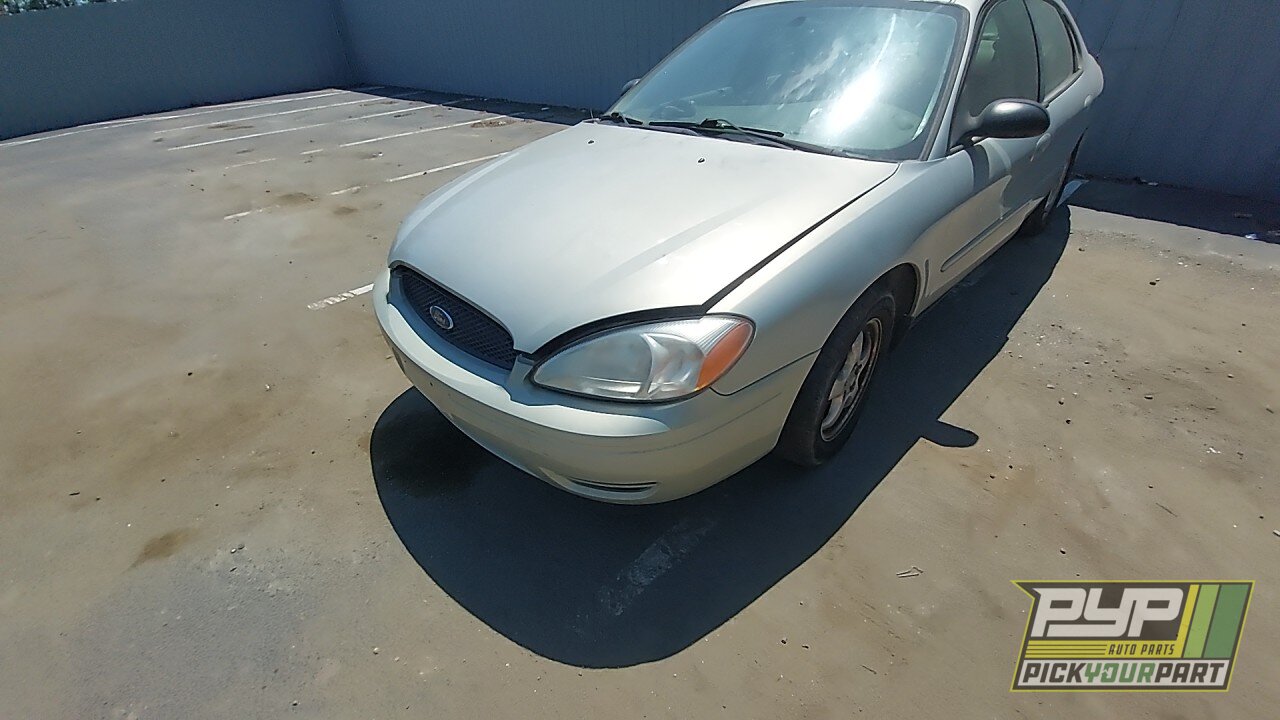 Photo of 2005 Ford Taurus