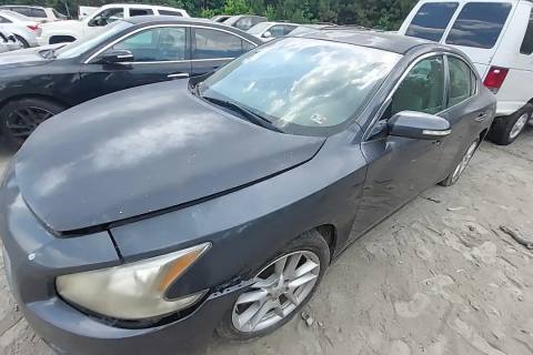 Photo of 2009 Nissan Maxima