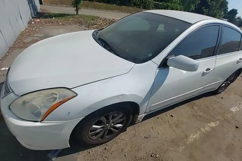 Photo of 2010 Nissan Altima