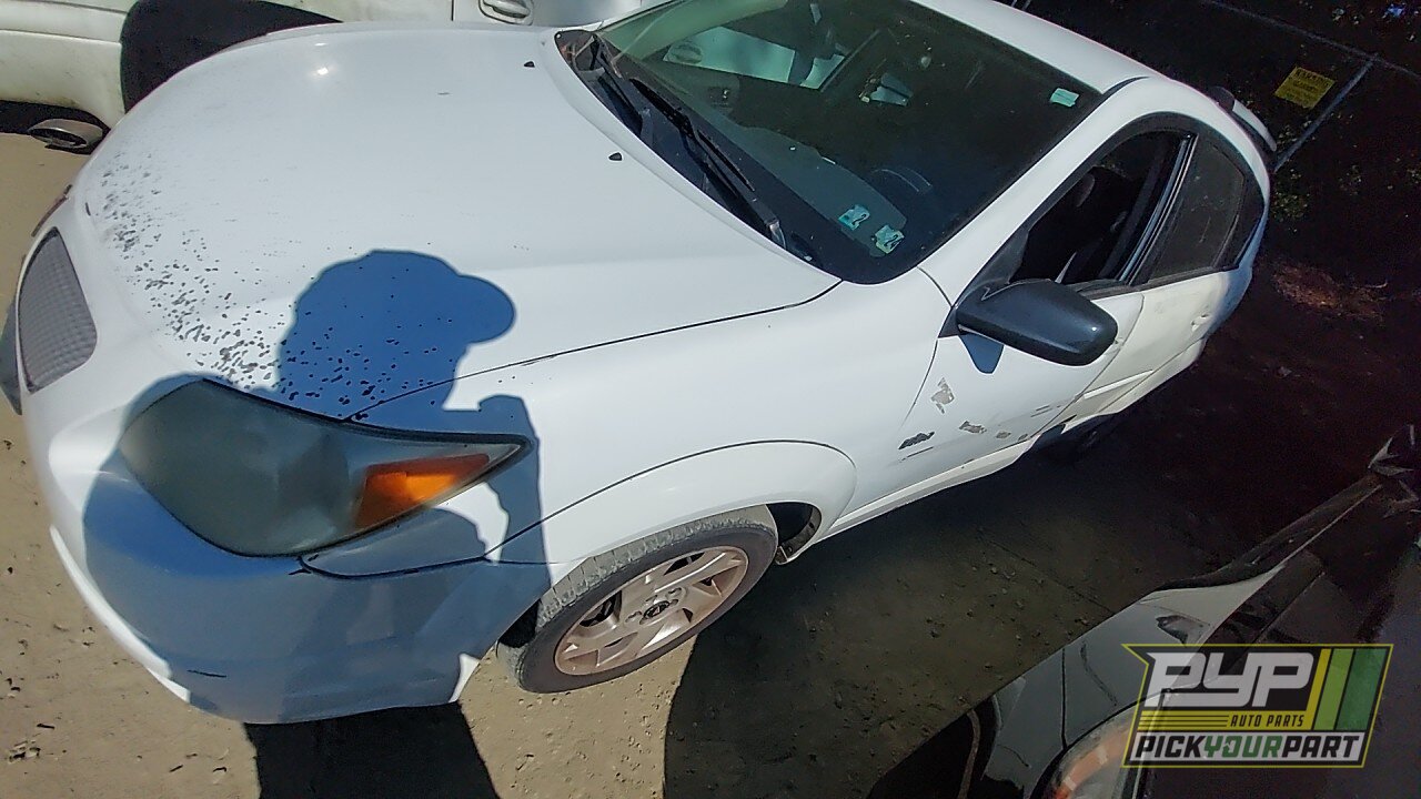 Photo of 2005 Pontiac Vibe