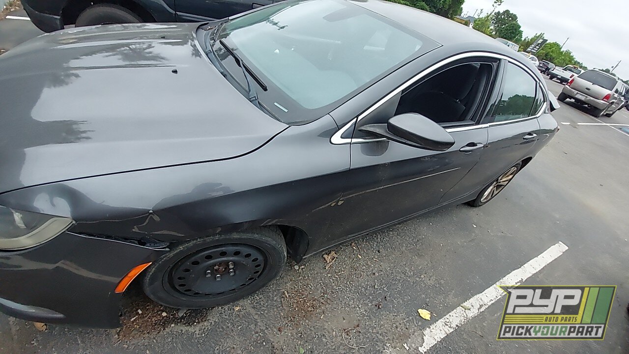 Photo of 2015 Chrysler 200