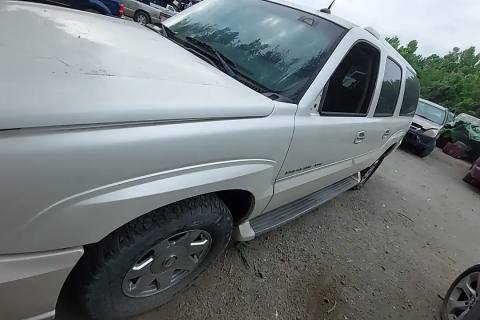 Photo of 2005 Cadillac Escalade Esv