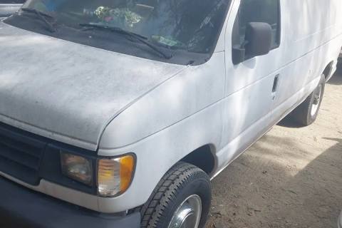Photo of 1995 Ford E-350 Econoline