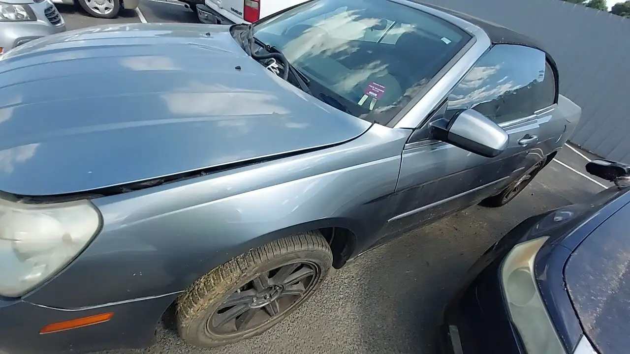 Photo of 2008 Chrysler Sebring