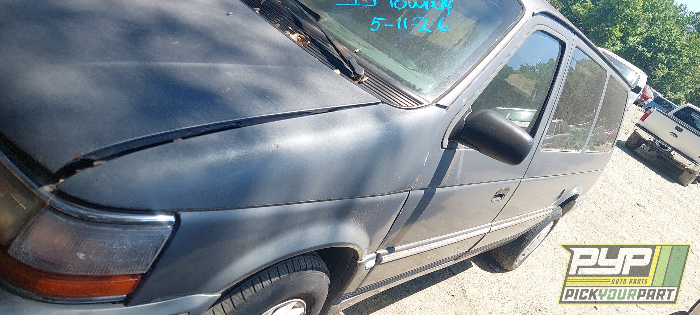 Photo of 1993 Plymouth Grand Voyager