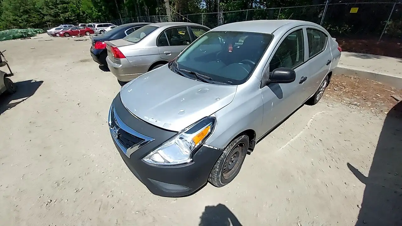 Photo of 2015 Nissan Versa