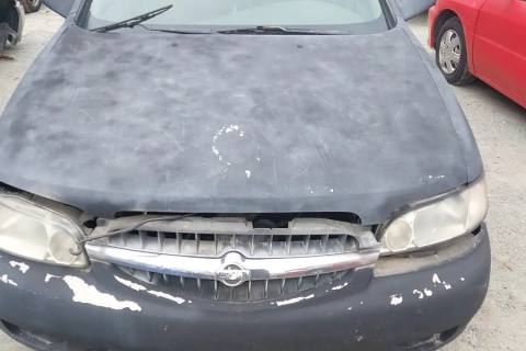 Photo of 2000 Nissan Altima