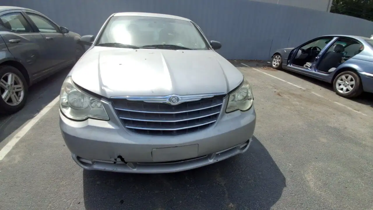 Photo of 2010 Chrysler Sebring
