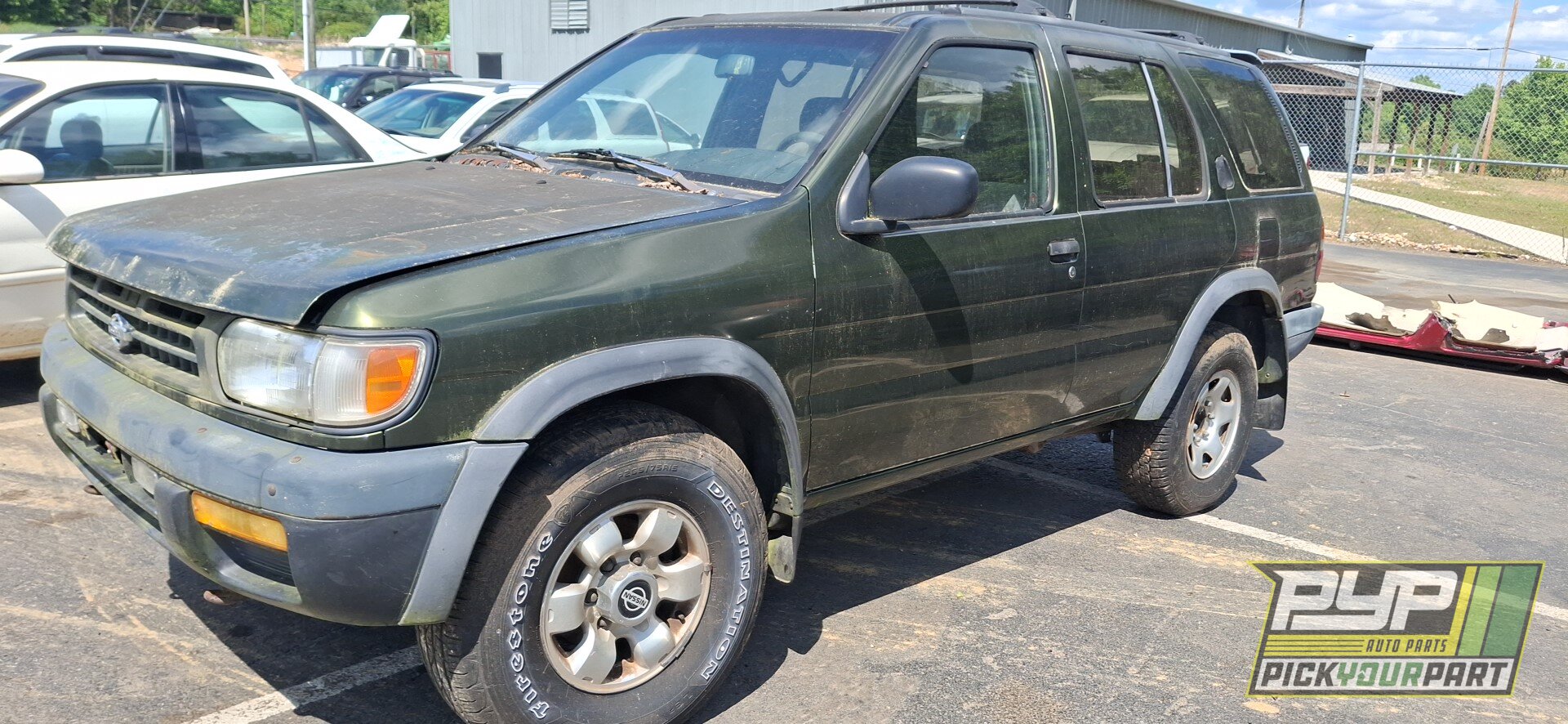 Photo of 1996 Nissan Pathfinder