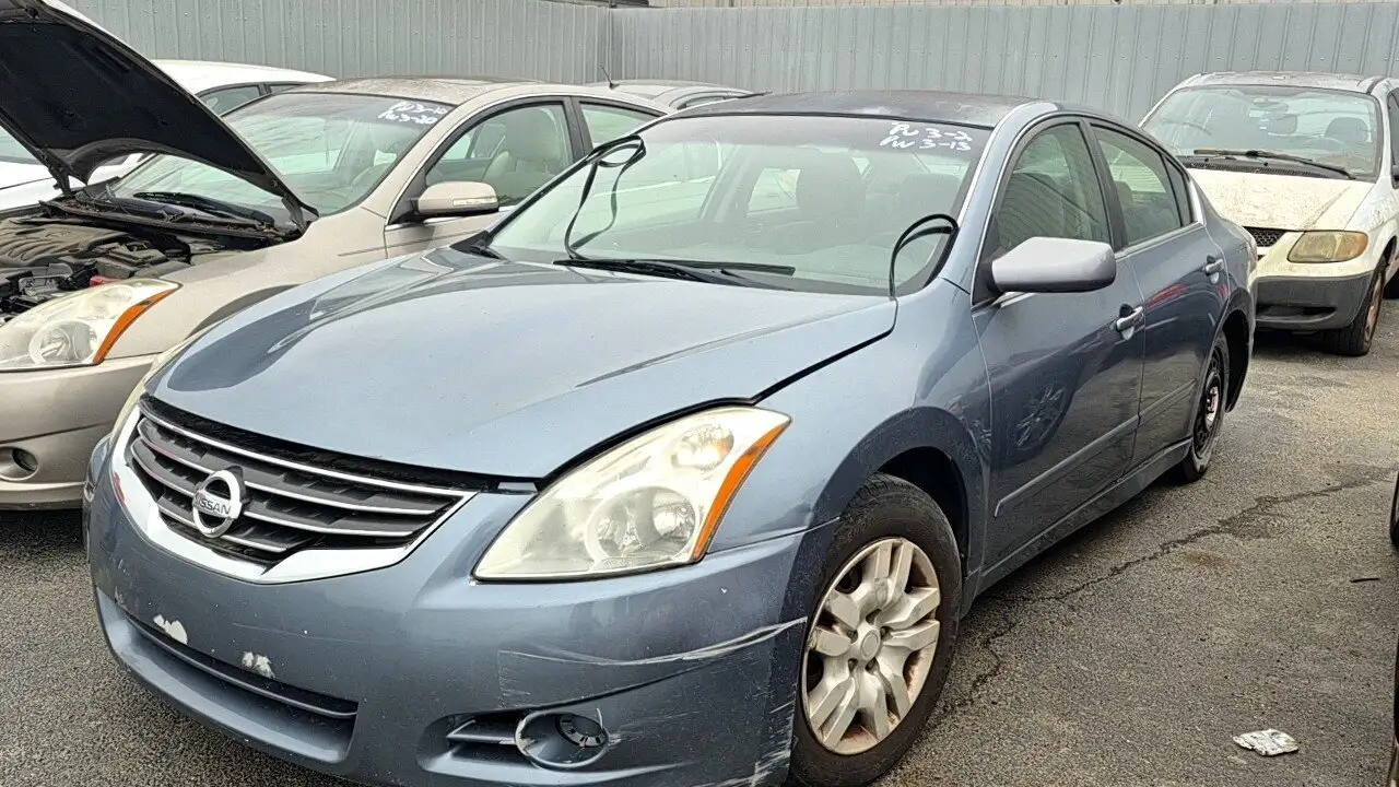 Photo of 2010 Nissan Altima