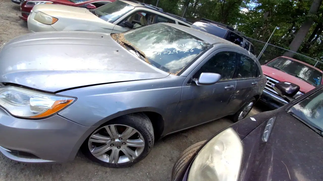 Photo of 2013 Chrysler 200