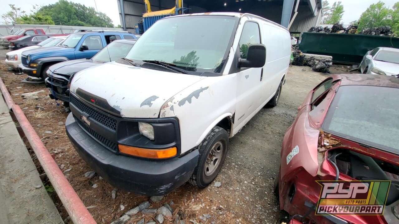 Photo of 2003 Chevrolet Express 3500