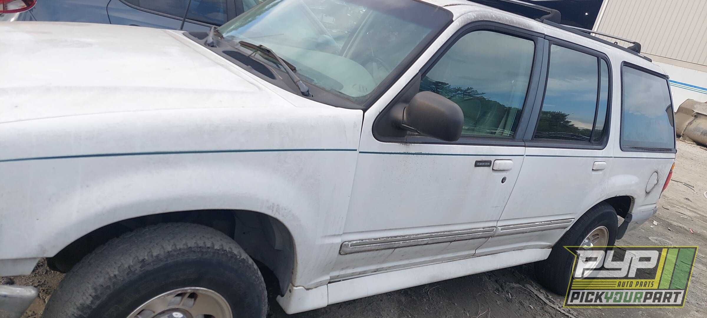 Photo of 1995 Ford Explorer