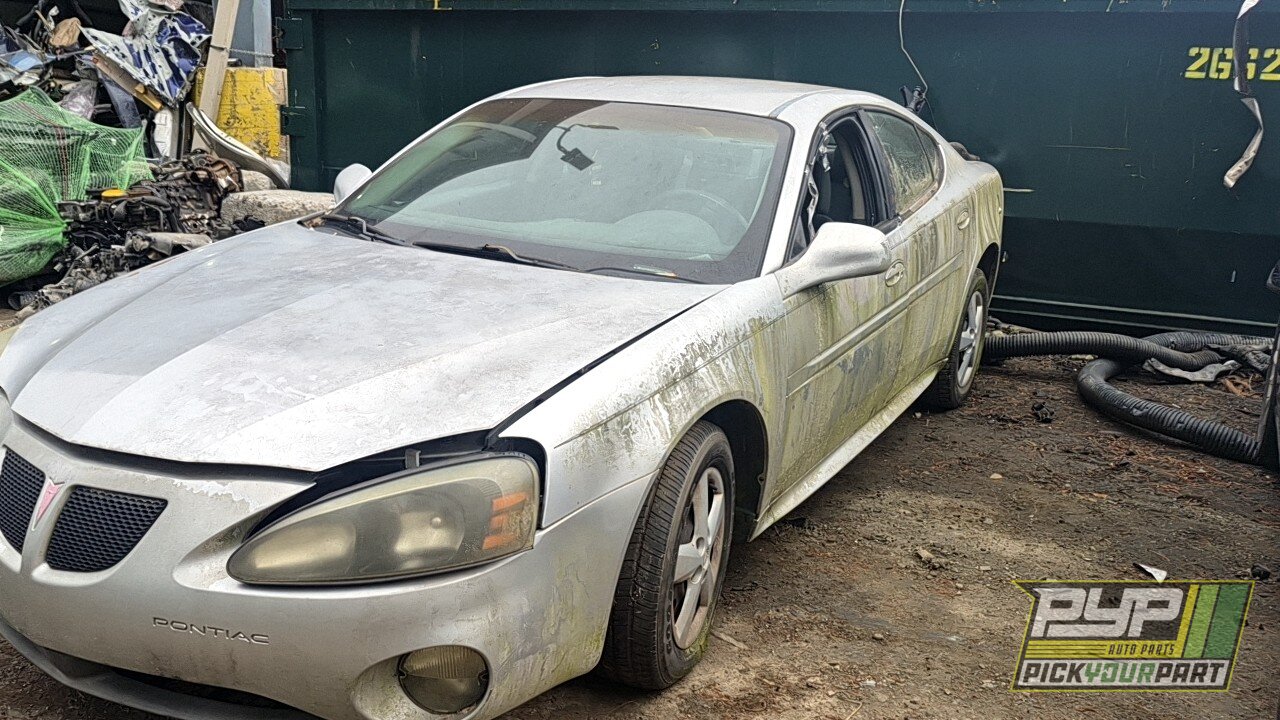 Photo of 2004 Pontiac Grand Prix