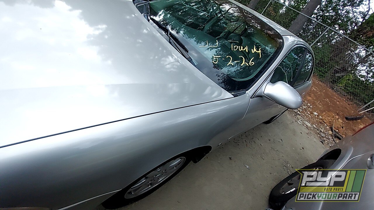 Photo of 2004 Buick Lesabre