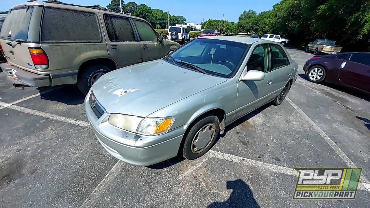 Photo of 2000 Toyota Camry