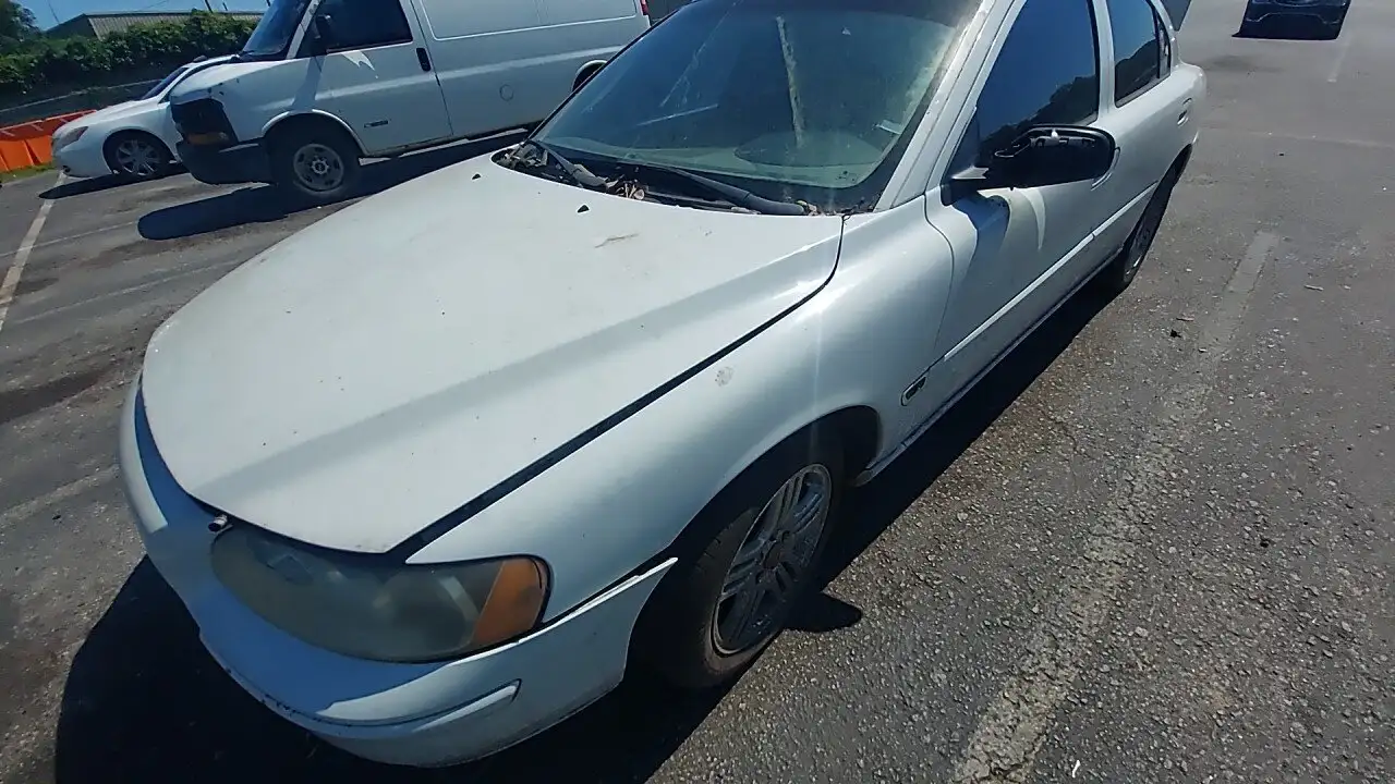Photo of 2005 Volvo S60