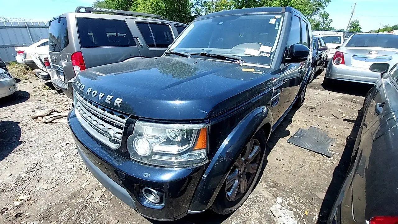 Photo of 2014 Land Rover Lr4