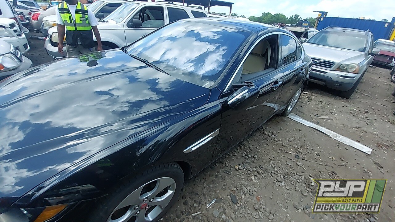 Photo of 2018 Jaguar Xe