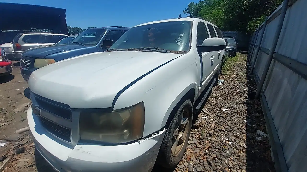 Photo of 2009 Chevrolet Suburban 1500