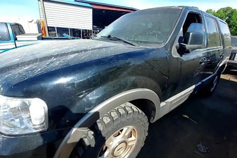 Photo of 2003 Ford Expedition