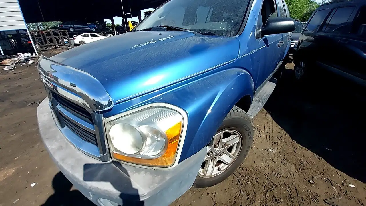 Photo of 2005 Dodge Durango