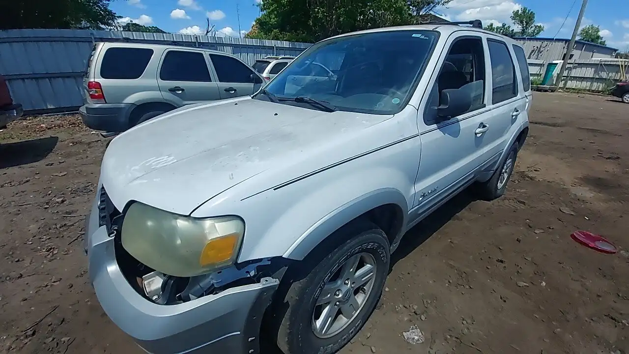 Photo of 2006 Ford Escape