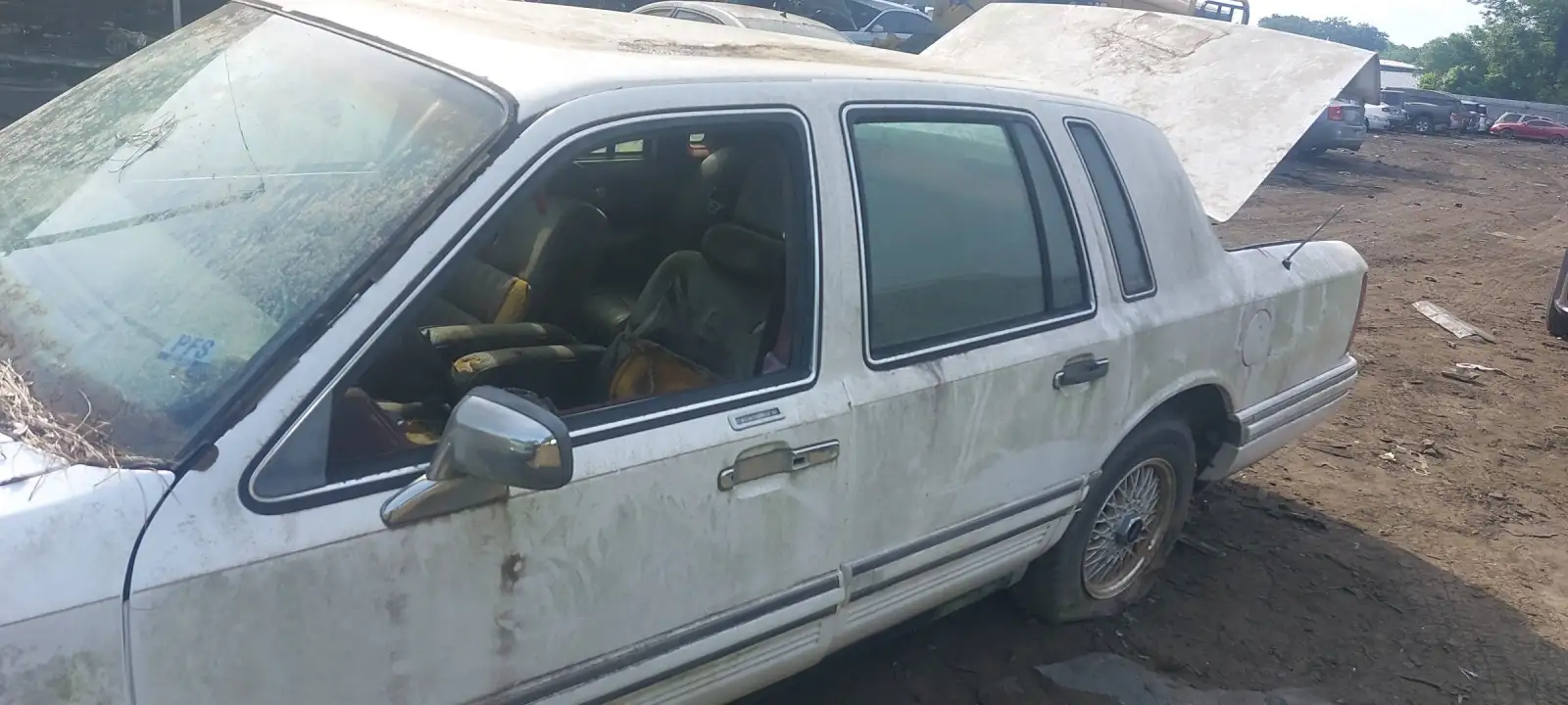 Photo of 1994 Lincoln Town Car