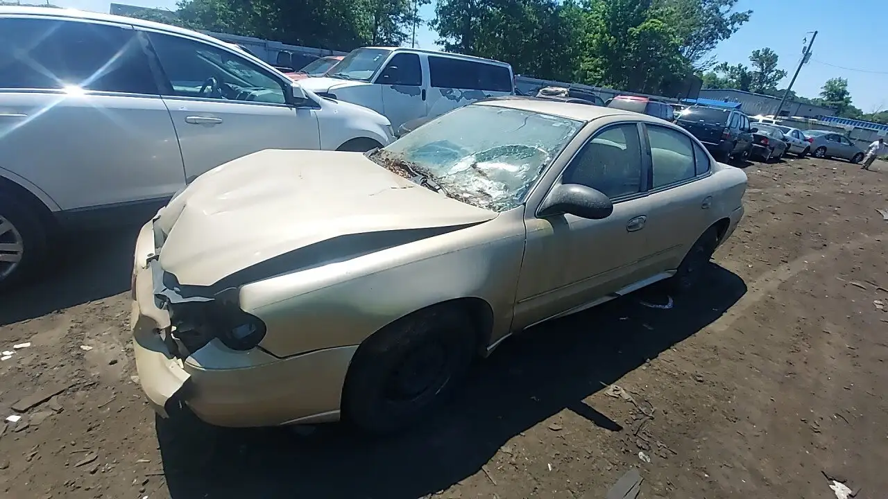 Photo of 2004 Pontiac Grand Am