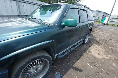 Photo of 2002 Chevrolet Tahoe