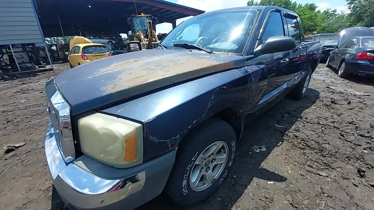 Photo of 2005 Dodge Dakota