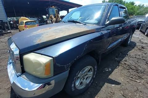 Photo of 2005 Dodge Dakota