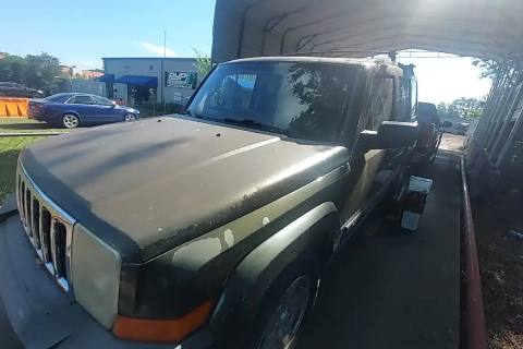 Photo of 2007 Jeep Commander