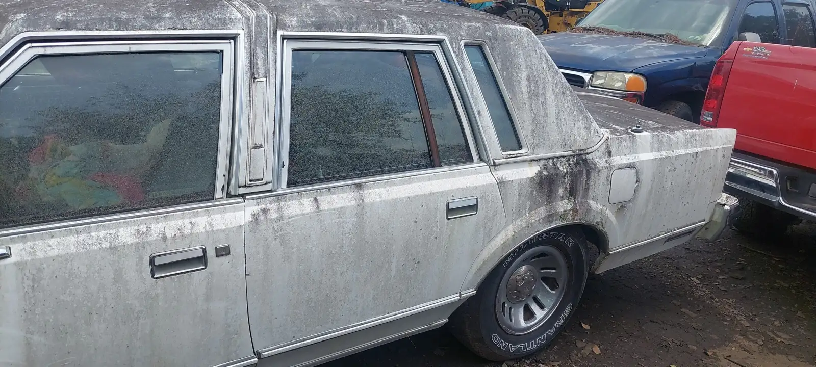 Photo of 1984 Lincoln Town Car