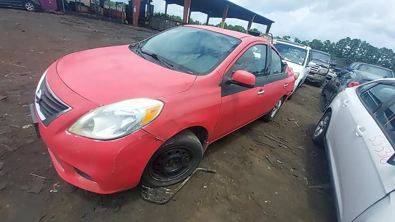 Photo of 2014 Nissan Versa